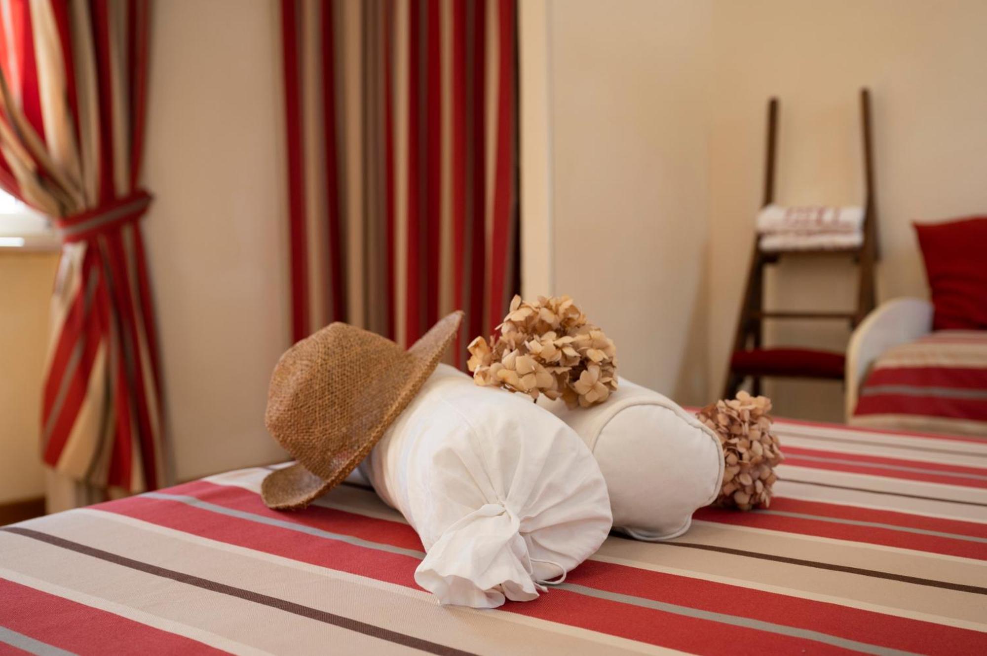Hotel Villa Sirena 누마나 외부 사진